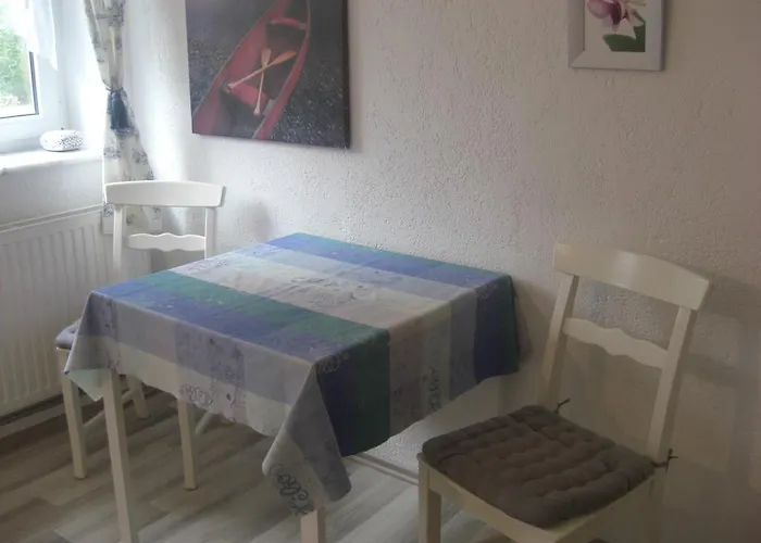 Fuer Arbeiter Und Monteure