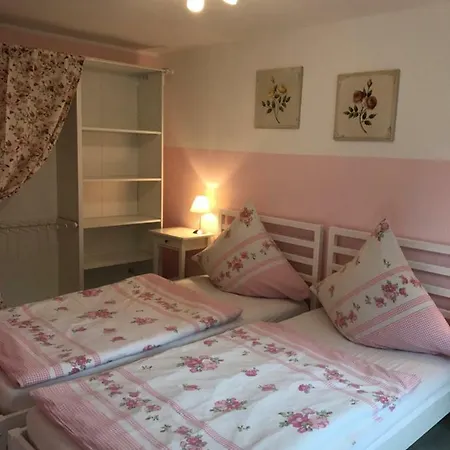 Apartment Fuer Arbeiter Und Monteure *
